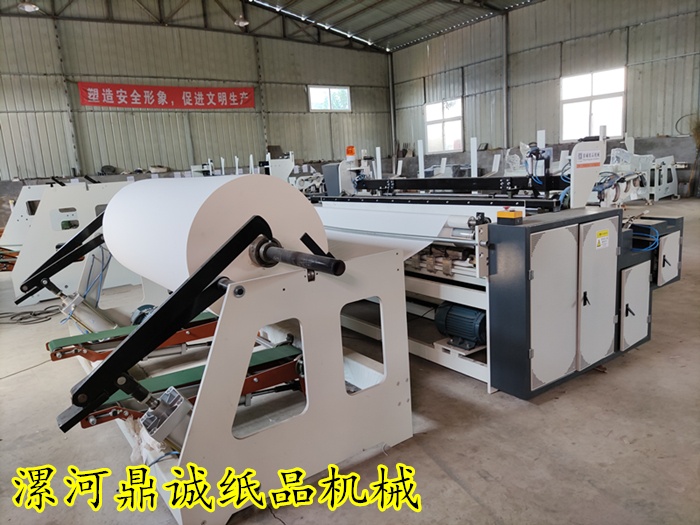 1880型全自動衛(wèi)生紙復(fù)卷機(jī)